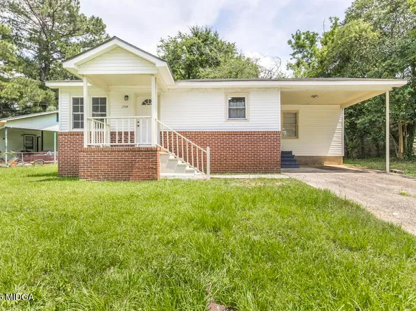 1735 Denton St, Macon, GA 31211