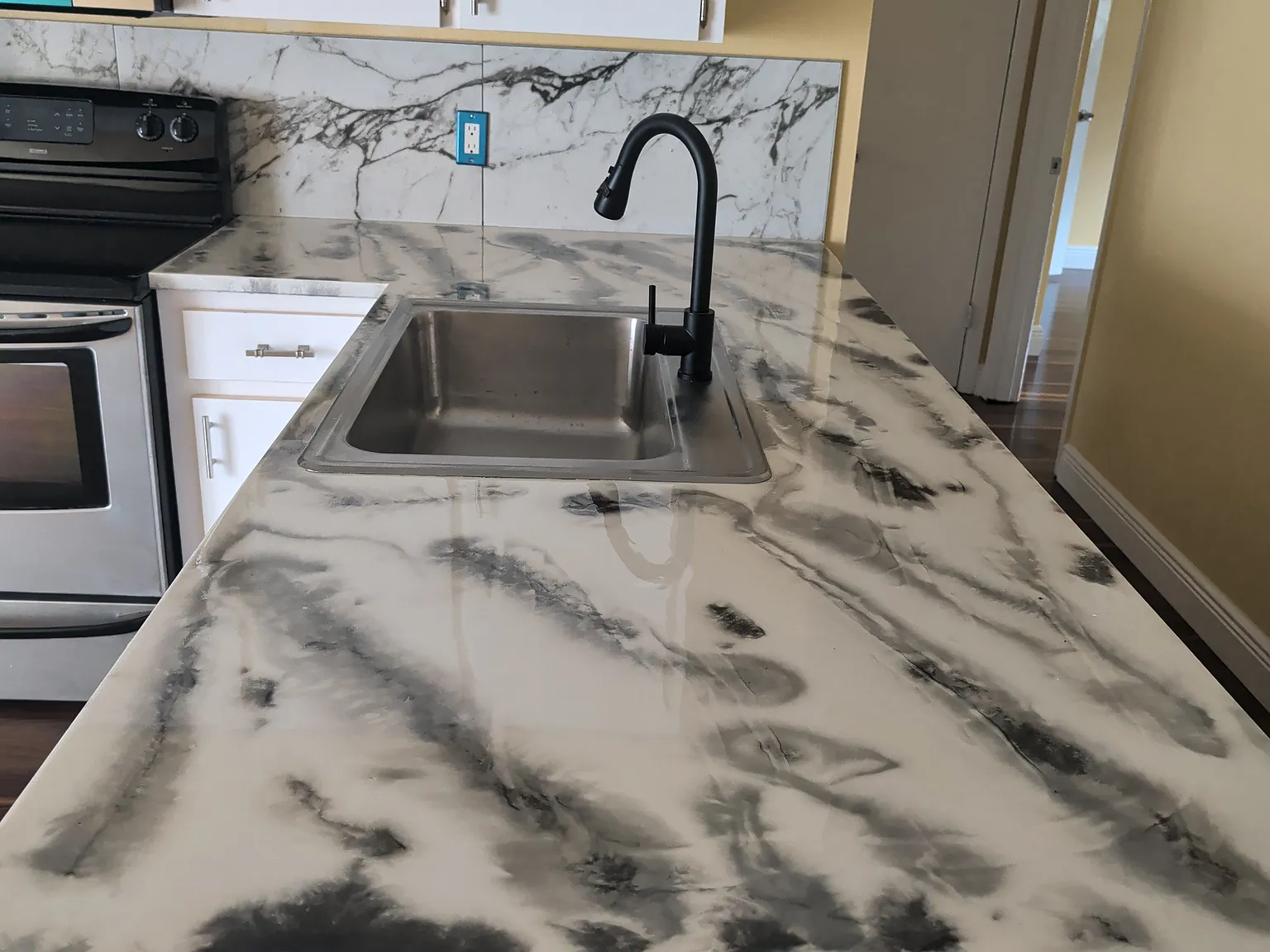 2 bed, 815 sqft, $1,250 — Photo 4