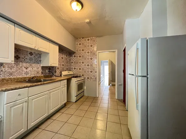 38 Bartholdi Avenue image 1 of 5