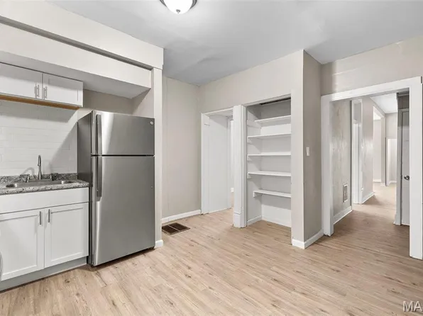 2908 Michigan Ave, Saint Louis, MO 63118