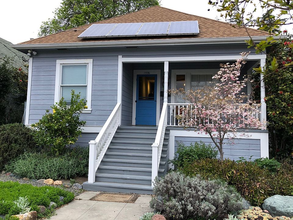 Exterior is currently being painted, this is an older picture.