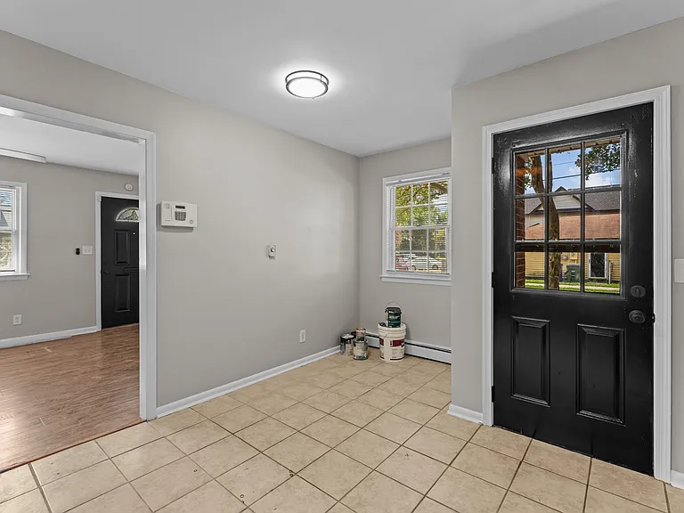 3301 Marne Ave — Photo 8