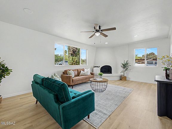 5th image of 2617 W Calle Genova