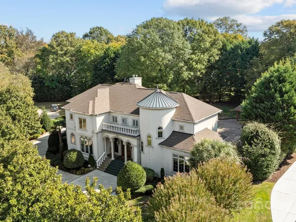 8703 Kentucky Derby Dr, Waxhaw, NC 28173