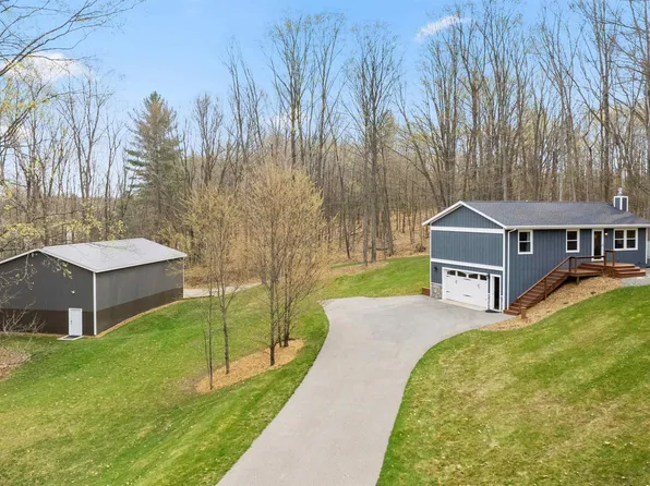 1982 Black Bark Ln, Traverse City, MI 49696