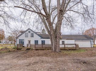 4104 White St, Richmond, IL 60071