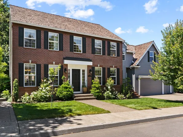 12715 Adrian Ct, Lake Oswego, OR 97034