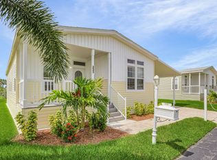 233 Foxwood Ln, Naples, FL 34112