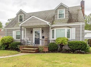 498 Markthaler Pl, Roselle Park, NJ 07204