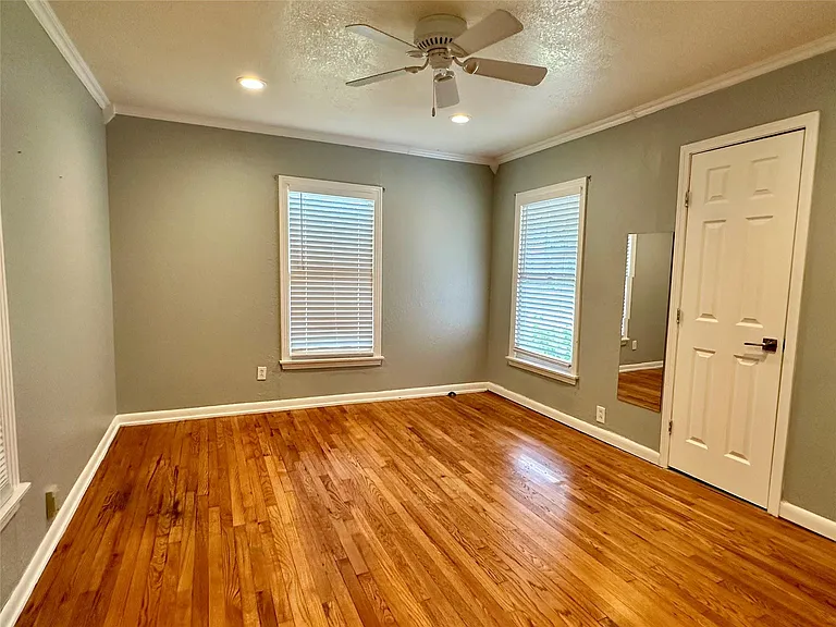 1509 Vine St — Photo 15