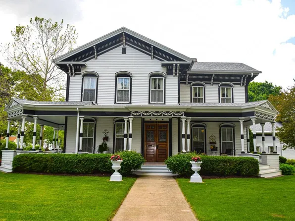 1421 14th Avenue, Monroe, WI 53566