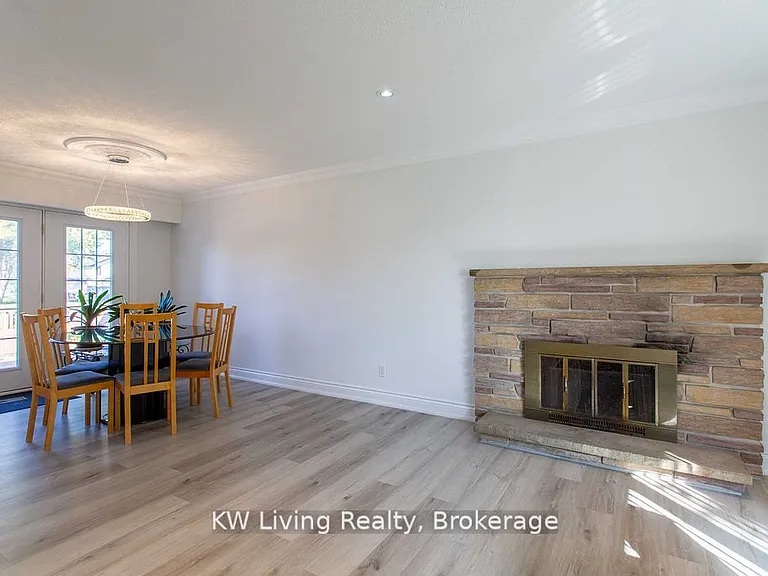 702 Lake Dr S — Photo 15