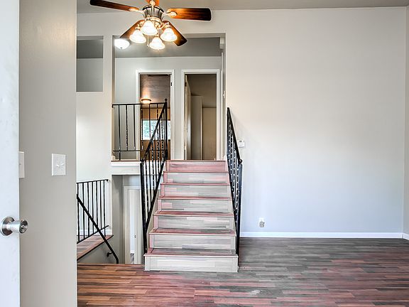 4th image of 2651 S Melville Dr