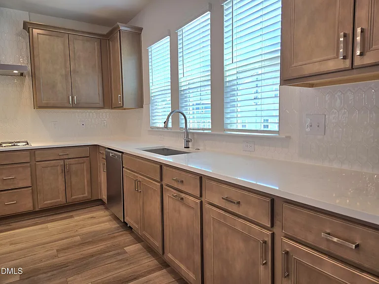 1106 Holding Village Way — Photo 9
