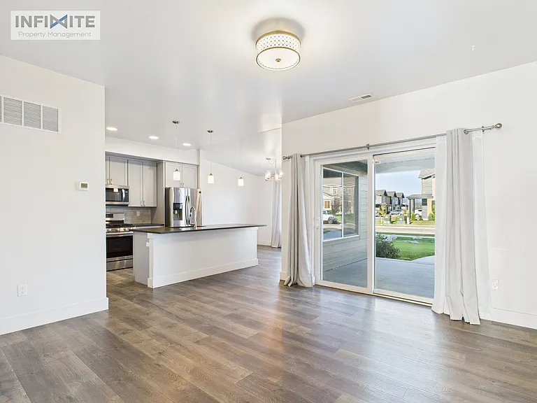 4830 Flanders Way #B — Photo 1