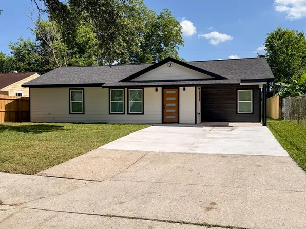 5842 Southford St, Houston, TX 77033