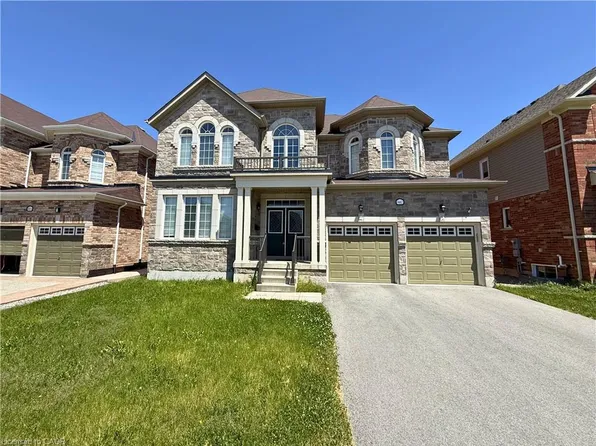 9462 Tallgrass Ave, Niagara Falls, ON L2G 0Y2