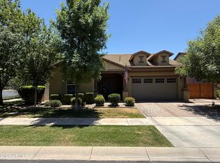 4095 E COMSTOCK Drive, Gilbert, AZ 85296