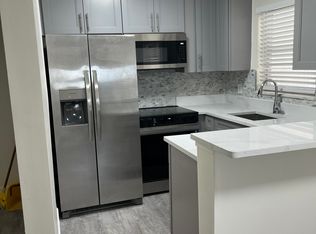 2134 Lincoln St APT 16, Hollywood, FL 33020