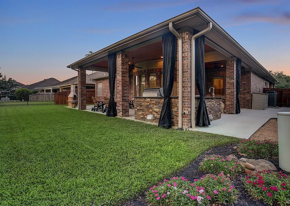 1st image of 25466 Vinechase Dr