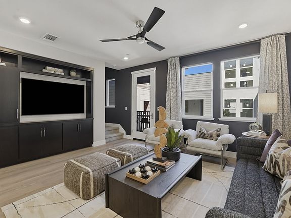 Row Tohomes Residence 4 Living Room