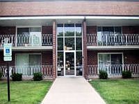 2nd image of 1106 Mercury Dr Unit 2D