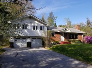 54 Stoneybrook Rd, Hampden, ME 04444