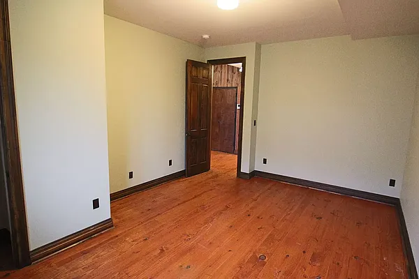 Rented by Ankor Management BH LLC | media 14