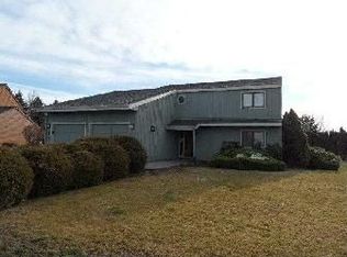 3322 E Tara Dr, Spokane, WA 99223
