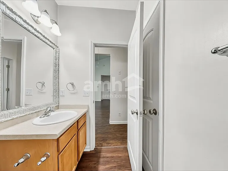 209 Crooked Oaks Dr — Photo 13