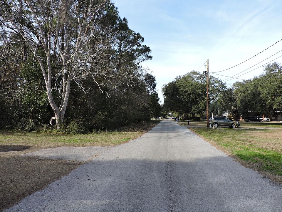 2nd image of 2153 Shrimp St