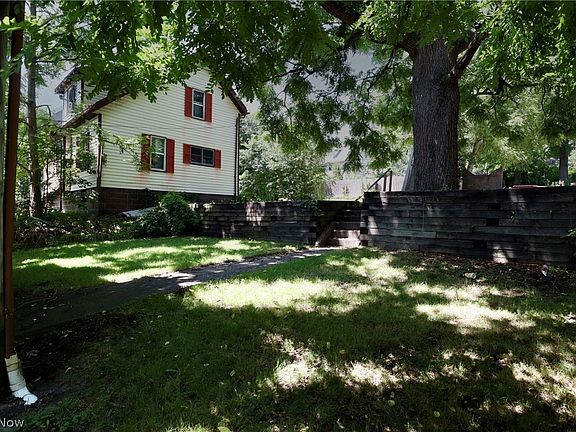 4th image of 835 Kenmore Blvd