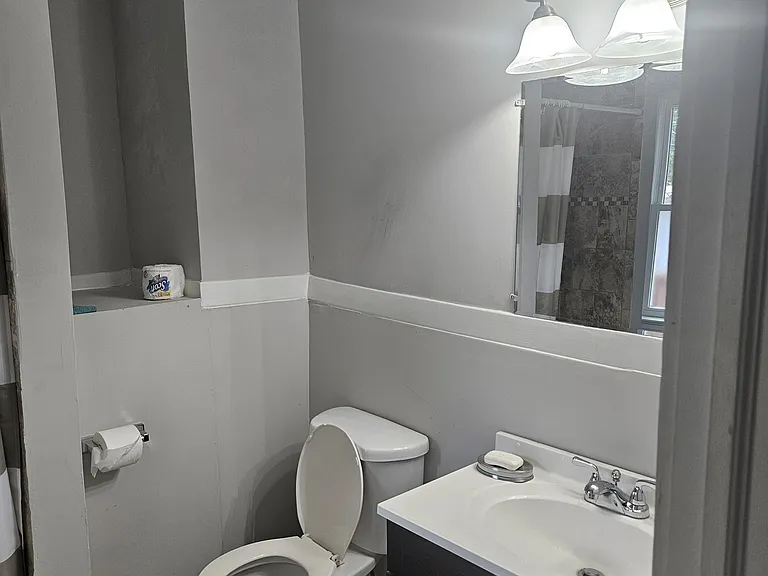 Upstairs bathroom