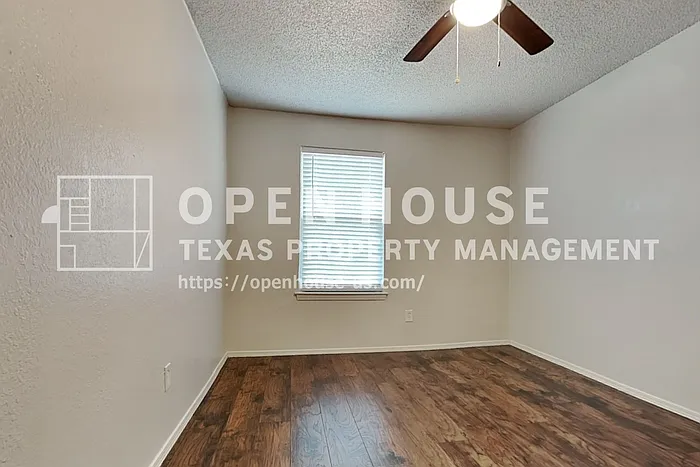 5317 Windy Meadow Dr — Photo 15