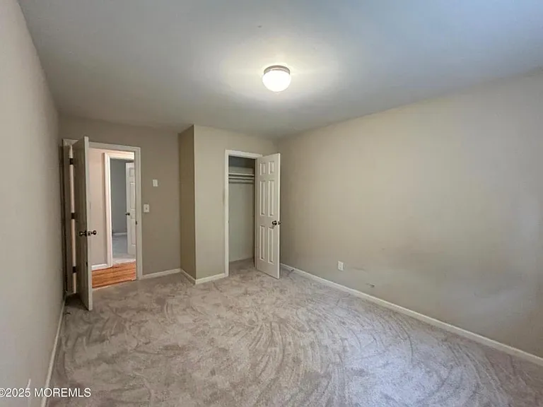 501 Bismarck St — Photo 9