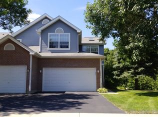 1386 Grandview Ct, Algonquin, IL 60102