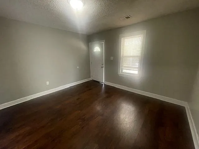1778 Evelyn Ave — Photo 5
