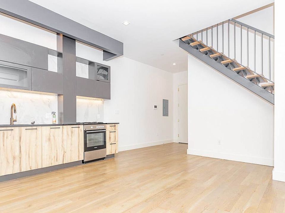 1st image of 709 Sterling Pl #2A