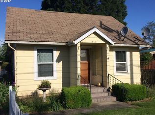 412 Metzler Ave, Molalla, OR 97038