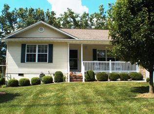 6019 Osage Rd, Crossville, TN 38572