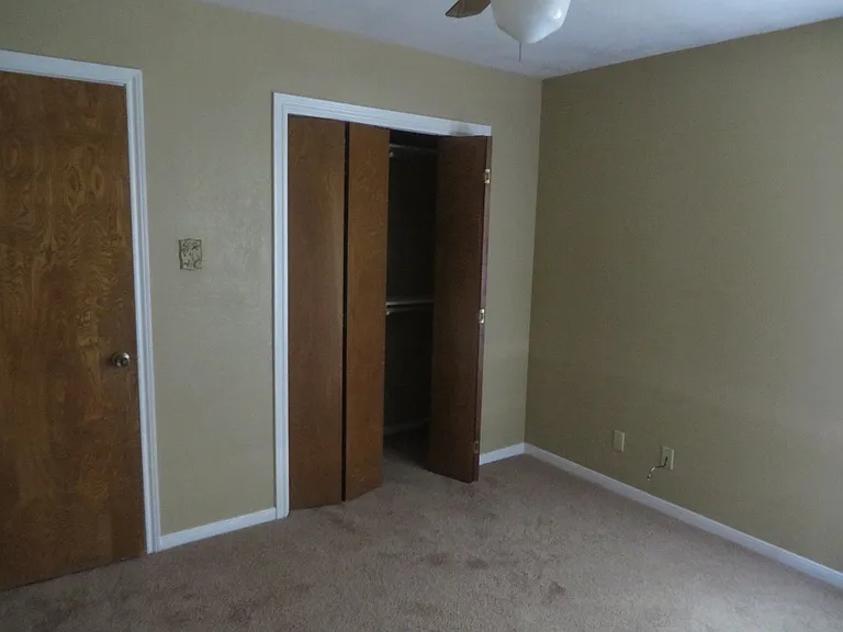 2313 Dover Rd — Photo 14