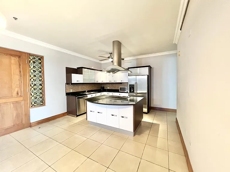 310 Avenida De Diego — Photo 7