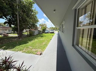2633 Pierce St APT 105, Hollywood, FL 33020