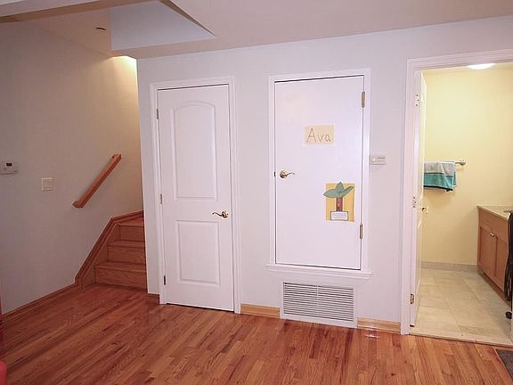 3rd image of 1477 Royce St Unit 3L