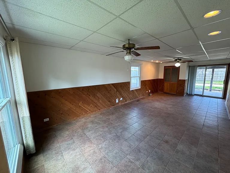 425 Beechwood Dr — Photo 9