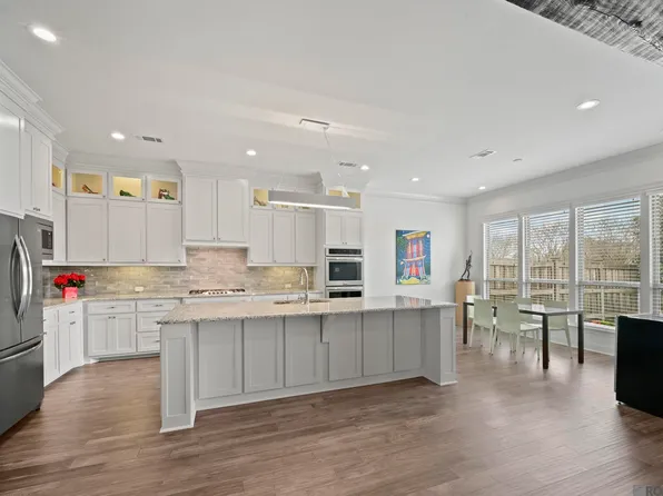 42387 Greens View Dr, Gonzales, LA 70737