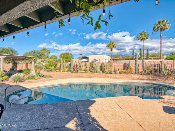 8021 E Birwood Rd, Tucson, AZ 85750