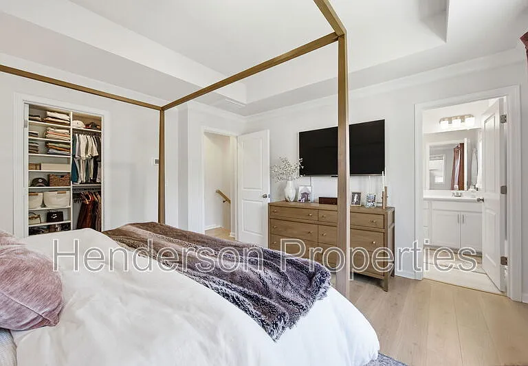 3008 Oak Landing Dr — Photo 24