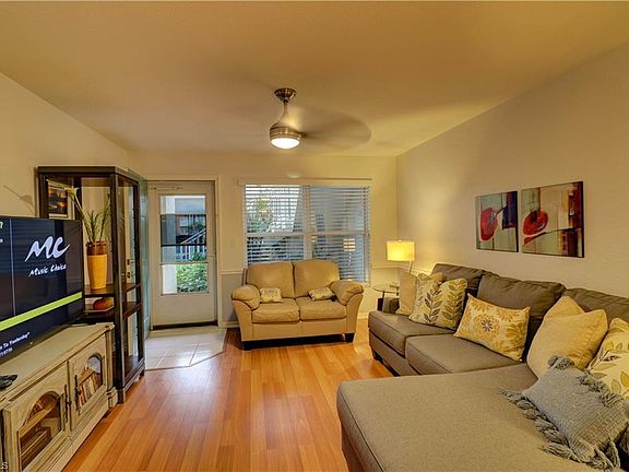 5th image of 28910 Bermuda Pointe Cir Unit 102