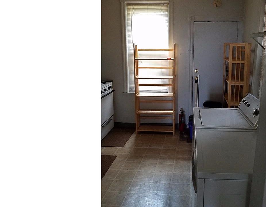 2nd image of 1440 S Etting St